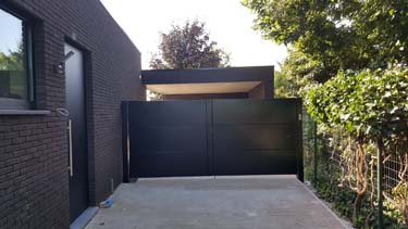 Moderne vleugelpoort - Rijkhoven, Bilzen